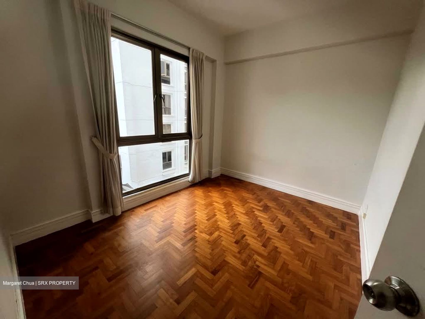 Parkview Apartments (D23), Apartment #567689361